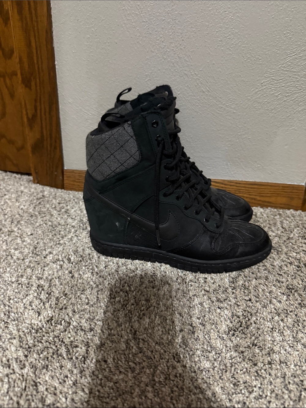 Nike Women’s Black Lace-Up Wedge Boots with Gray Quilted Collar